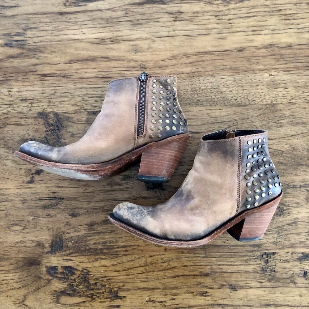Liberty Black America Tan Distressed Studded Ankle Boots 8